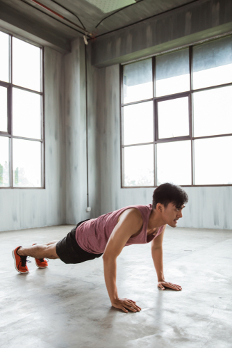 Latihan sit up bermanfaat untuk melatih kekuatan dan daya otot